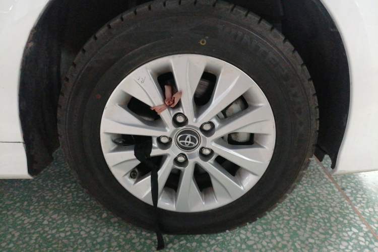 Used Toyota Corolla 2022 1.2T S-CVT Pioneer PLUS Edition Right Front Wheel Hub