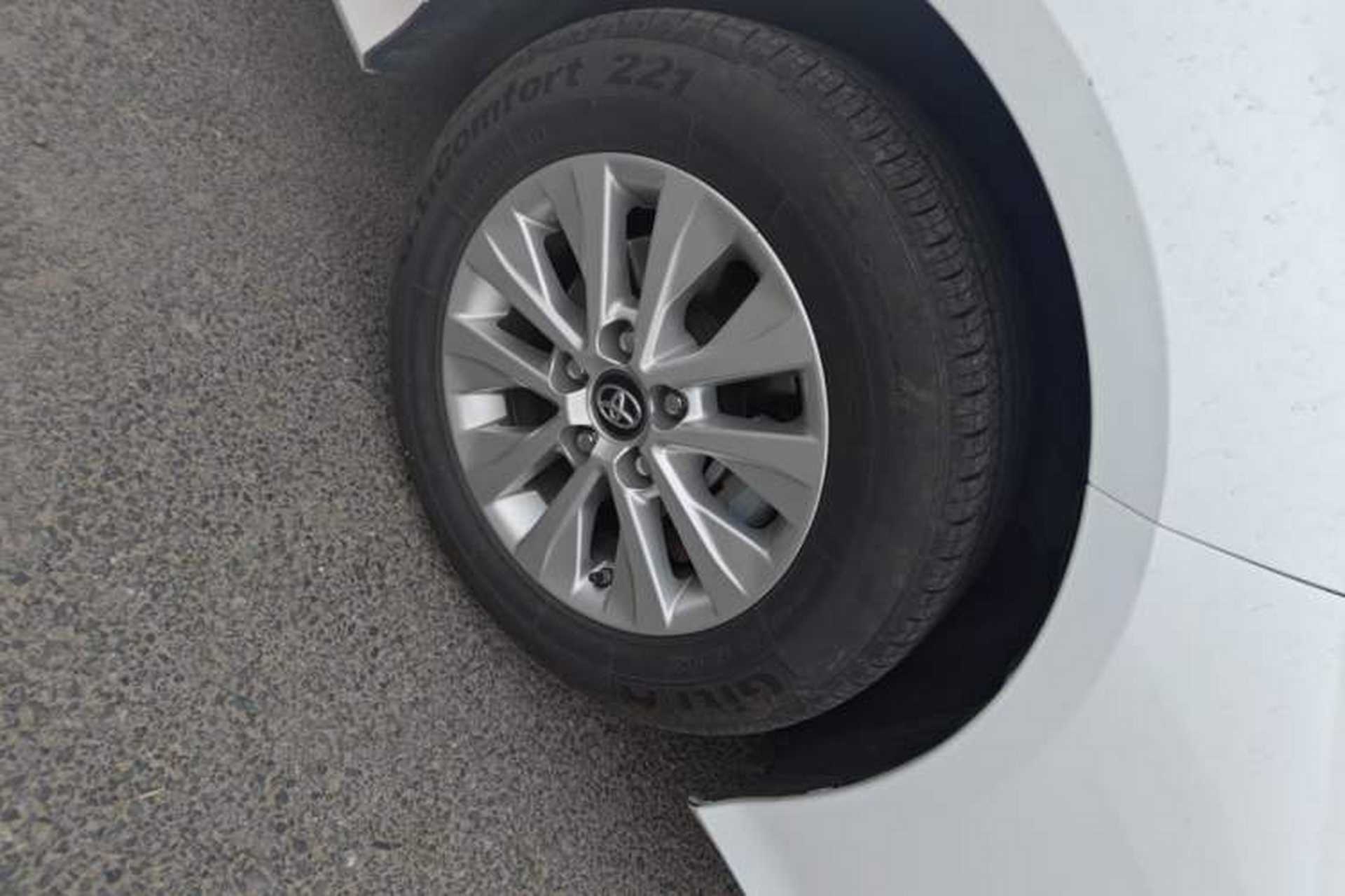 Used Toyota Corolla 2022 Dual-Motor 1.8L E-CVT Pioneer Edition Right Front Wheel Hub