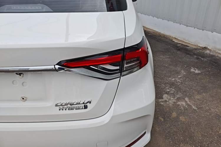 Used Toyota Corolla 2022 Dual-Motor 1.8L E-CVT Pioneer Edition Right Rear Taillight