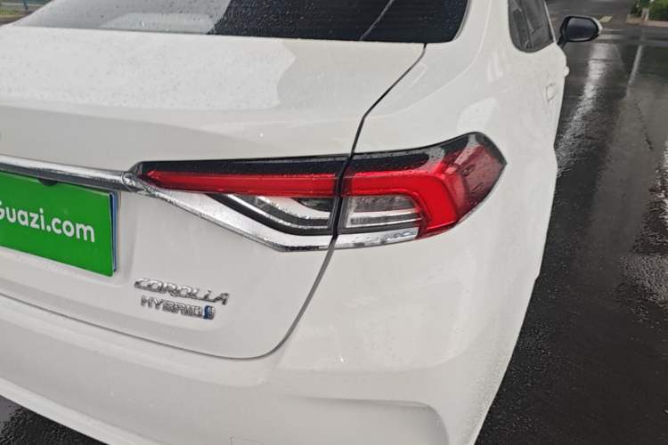 Used Toyota Corolla 2022 Dual-Motor 1.8L E-CVT Pioneer Edition Right Rear Taillight