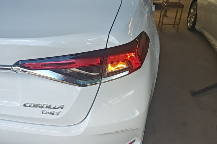 Used Toyota Corolla 2022 1.2T S-CVT Pioneer PLUS Edition Right Rear Taillight