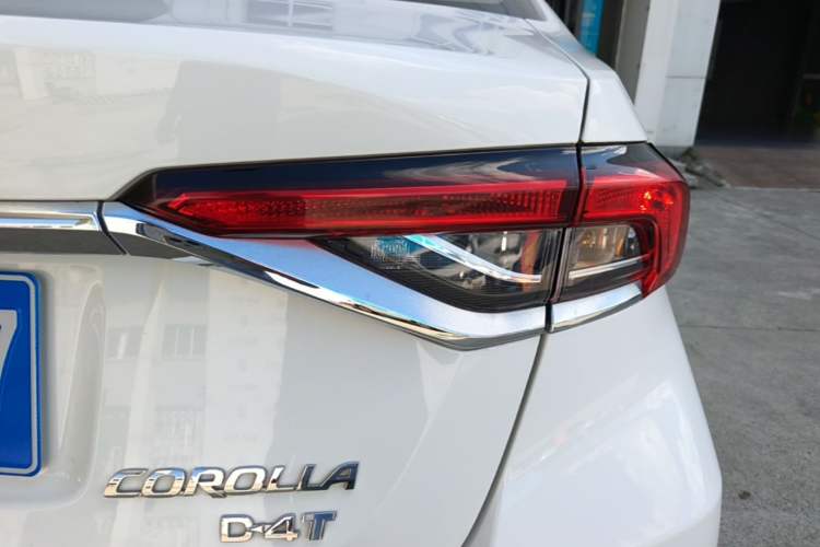Used Toyota Corolla 2022 1.2T S-CVT Pioneer PLUS Edition Right Rear Taillight
