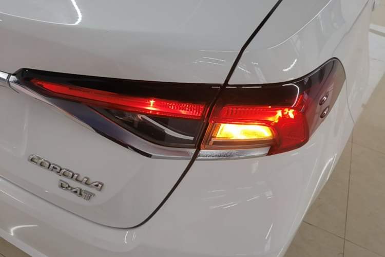 Used Toyota Corolla 2022 1.2T S-CVT Pioneer PLUS Edition Right Rear Taillight