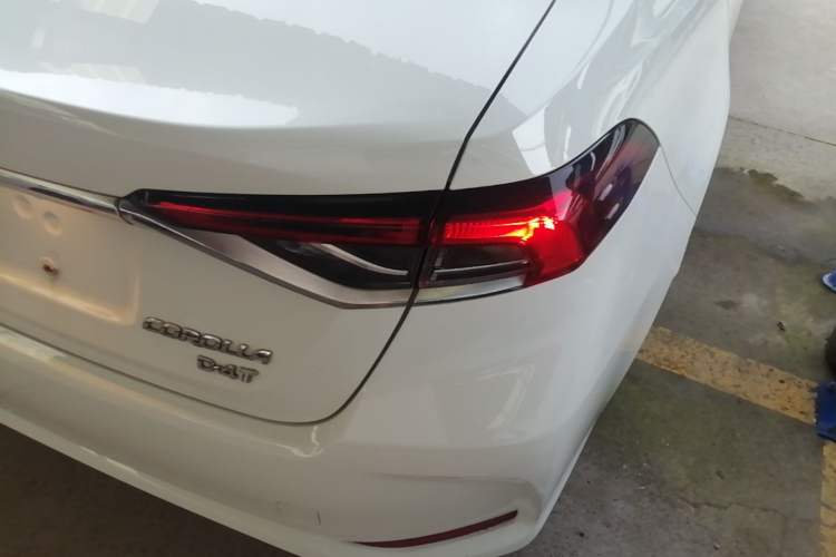Used Toyota Corolla 2022 1.2T S-CVT Pioneer PLUS Edition Right Rear Taillight