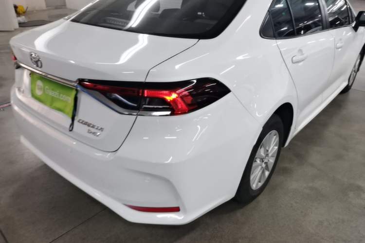 Used Toyota Corolla 2022 1.2T S-CVT Pioneer PLUS Edition Right Rear Taillight