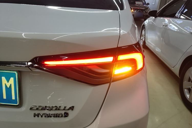 Used Toyota Corolla 2022 Dual-Motor 1.8L E-CVT Pioneer Edition Right Rear Taillight