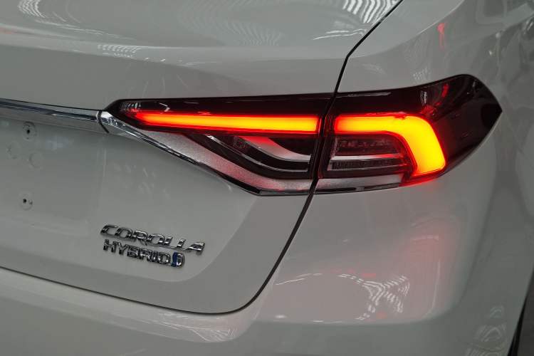 Used Toyota Corolla 2022 Dual-Motor 1.8L E-CVT Pioneer Edition Right Rear Taillight