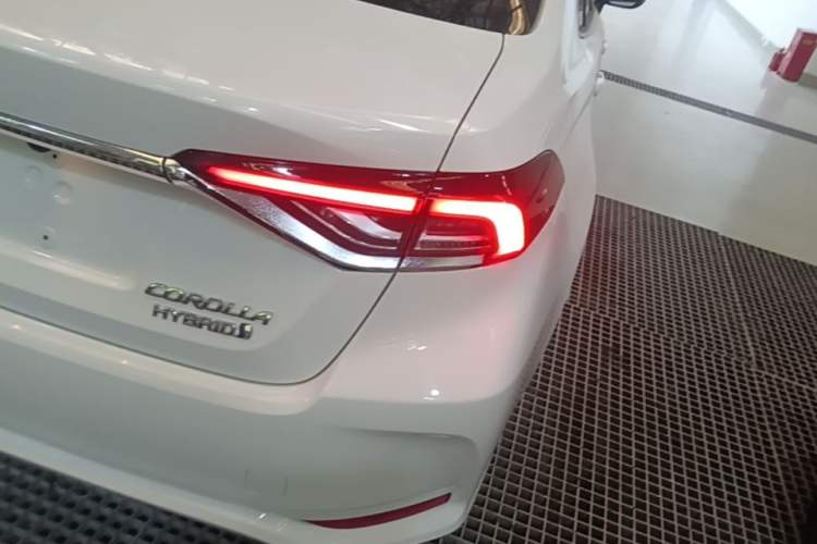 Used Toyota Corolla 2022 Dual-Motor 1.8L E-CVT Pioneer Edition Right Rear Taillight