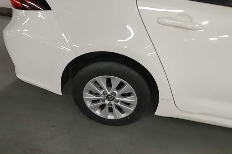 Used Toyota Corolla 2022 1.2T S-CVT Pioneer PLUS Edition Right Rear Wheel Hub