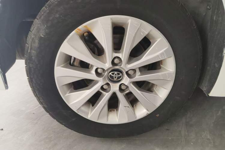 Used Toyota Corolla 2022 1.2T S-CVT Pioneer PLUS Edition Right Rear Wheel Hub