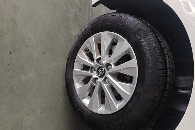 Used Toyota Corolla 2022 1.2T S-CVT Pioneer PLUS Edition Right Rear Wheel Hub