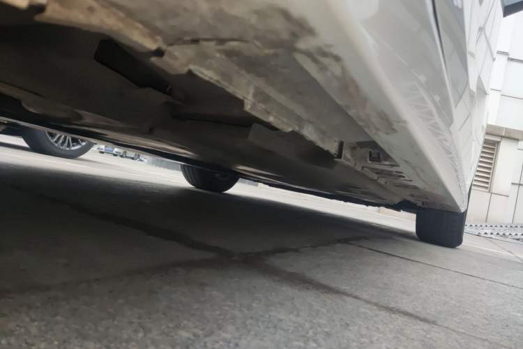 Used Toyota Corolla 2022 TNGA 1.5L CVT Pioneer Edition Right Side Sill