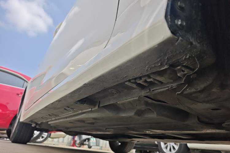 Used Toyota Corolla 2022 1.2T S-CVT Pioneer PLUS Edition Right Side Sill