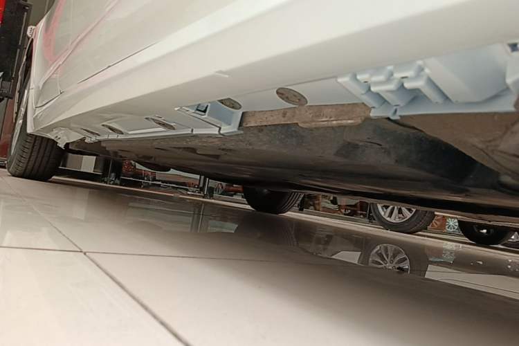 Used Toyota Corolla 2022 TNGA 1.5L CVT Pioneer Edition Right Side Sill