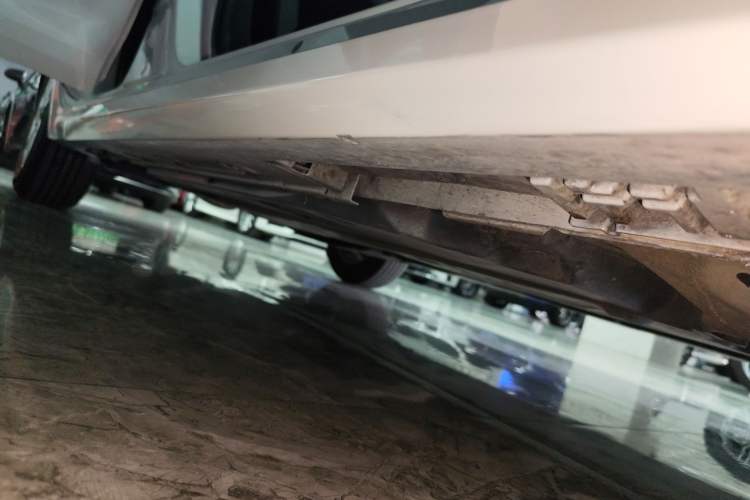 Used Toyota Corolla 2022 1.2T S-CVT Pioneer PLUS Edition Right Side Sill