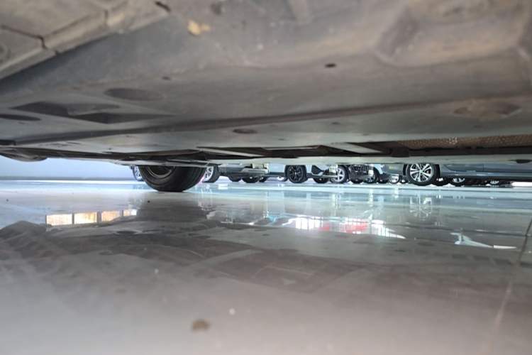 Used Toyota Corolla 2022 Dual-Motor 1.8L E-CVT Pioneer Edition Right Side Sill