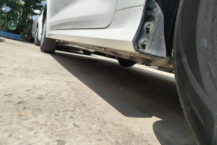 Used Toyota Corolla 2022 1.2T S-CVT Pioneer PLUS Edition Right Side Sill