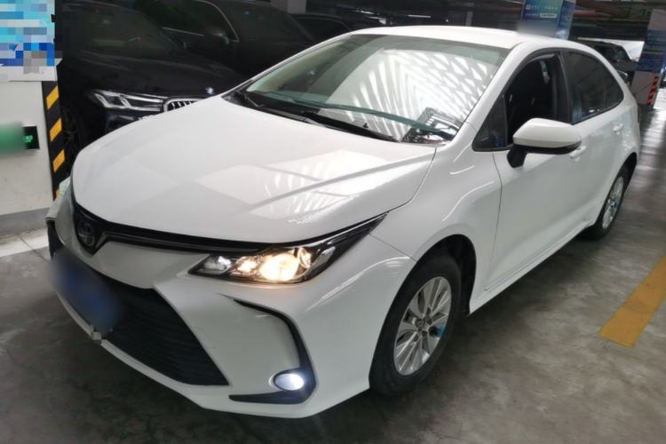 Ojetý Toyota Corolla 2022 1.2T S-CVT Pioneer PLUS Edition Guazi used car, China used car export, Used car for sale, Used cars, Cheapest cars for sale