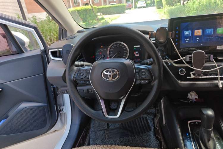 Used Toyota Corolla 2022 Dual-Motor 1.8L E-CVT Pioneer Edition Steering Wheel