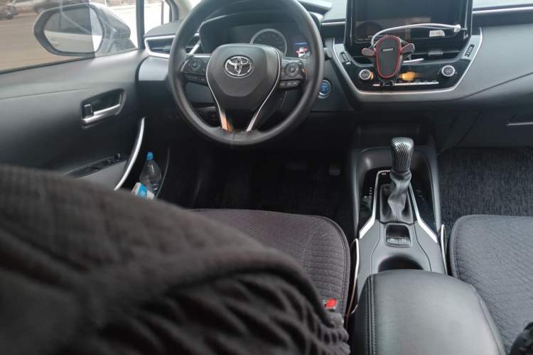 Used Toyota Corolla 2022 Dual-Motor 1.8L E-CVT Pioneer Edition Steering Wheel