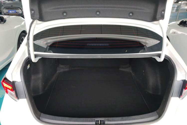 Used Toyota Corolla 2022 Dual-Motor 1.8L E-CVT Pioneer Edition Trunk