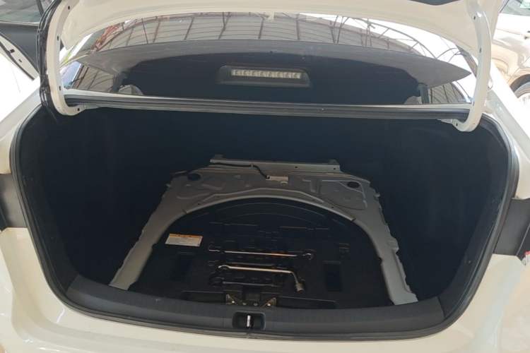 Used Toyota Corolla 2022 1.2T S-CVT Pioneer PLUS Edition Trunk