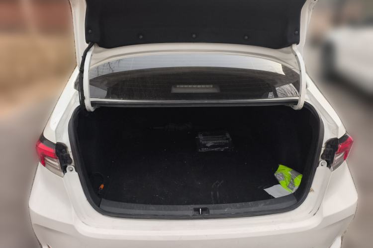 Used Toyota Corolla 2022 Dual-Motor 1.8L E-CVT Pioneer Edition Trunk