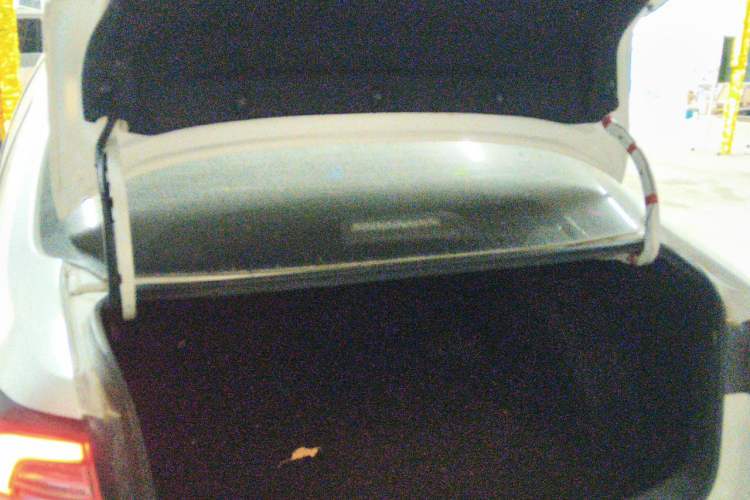 Used Toyota Corolla 2022 Dual-Motor 1.8L E-CVT Pioneer Edition Trunk