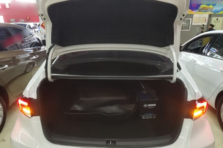 Used Toyota Corolla 2022 Dual-Motor 1.8L E-CVT Pioneer Edition Trunk