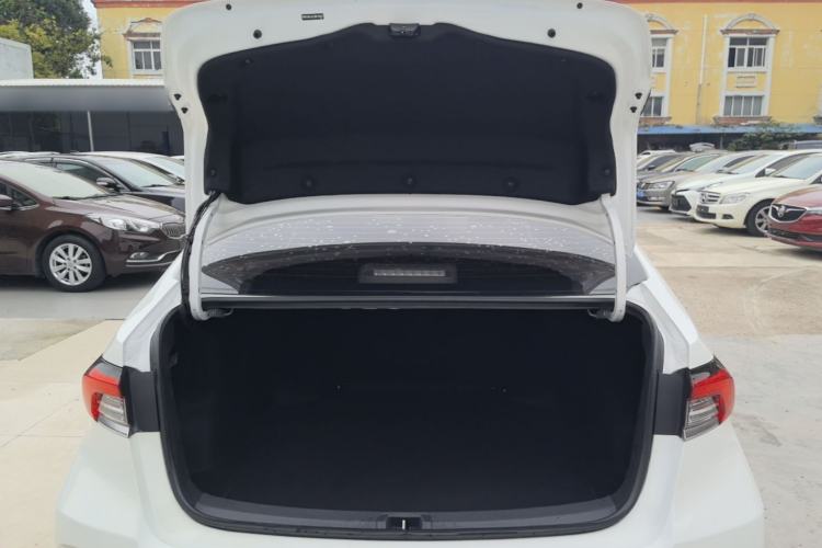 Used Toyota Corolla 2022 Dual-Motor 1.8L E-CVT Pioneer Edition Trunk
