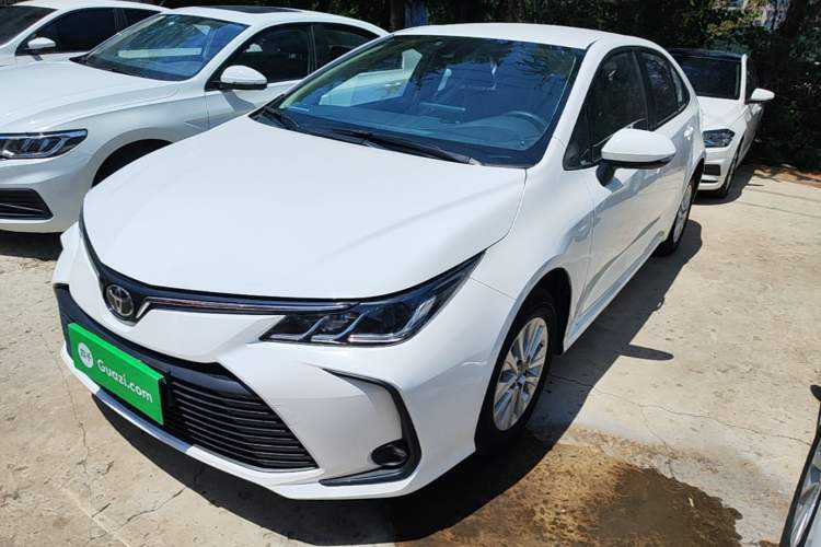Ojetý Toyota Corolla 2022 1.2T S-CVT Pioneer PLUS Edition Guazi used car, China used car export, Used car for sale, Used cars, Cheapest cars for sale
