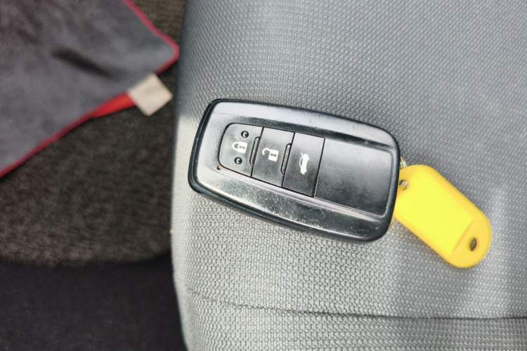 Used Toyota Corolla 2022 Dual-Motor 1.8L E-CVT Pioneer Edition Vehicle Key