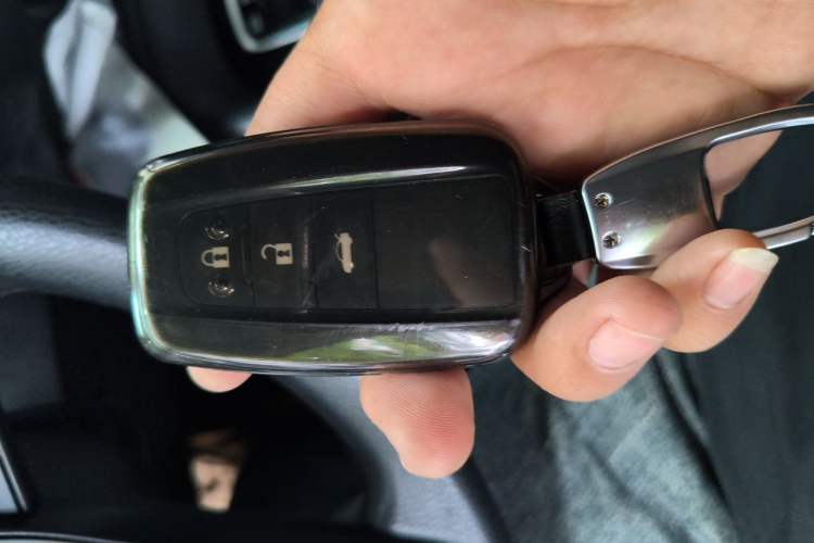 Used Toyota Corolla 2022 Dual-Motor 1.8L E-CVT Pioneer Edition Vehicle Key