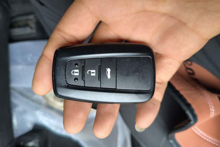 Used Toyota Corolla 2022 1.2T S-CVT Pioneer PLUS Edition Vehicle Key