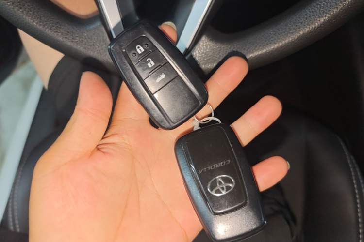 Used Toyota Corolla 2022 1.2T S-CVT Pioneer PLUS Edition Vehicle Key