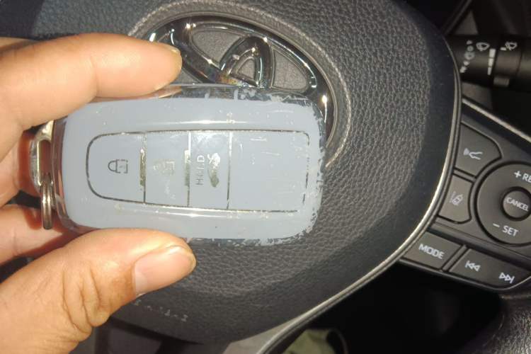 Used Toyota Corolla 2022 1.2T S-CVT Pioneer PLUS Edition Vehicle Key