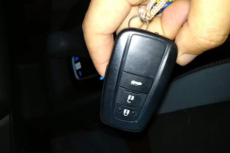 Used Toyota Corolla 2022 1.2T S-CVT Pioneer PLUS Edition Vehicle Key