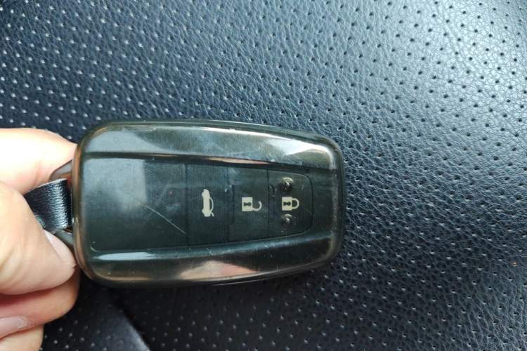 Used Toyota Corolla 2022 Dual-Motor 1.8L E-CVT Pioneer Edition Vehicle Key