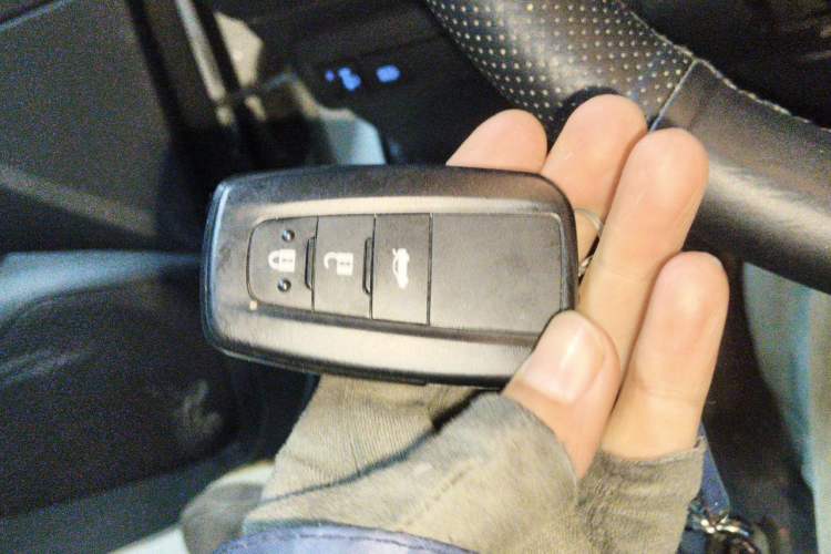 Used Toyota Corolla 2022 Dual-Motor 1.8L E-CVT Pioneer Edition Vehicle Key