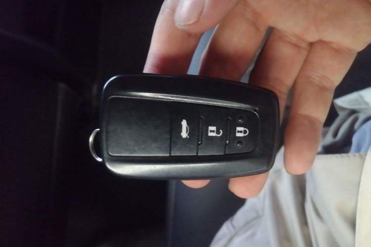 Used Toyota Corolla 2022 1.2T S-CVT Pioneer PLUS Edition Vehicle Key