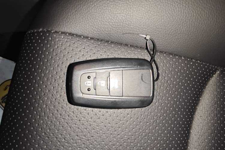 Used Toyota Corolla 2022 Dual-Motor 1.8L E-CVT Pioneer Edition Vehicle Key