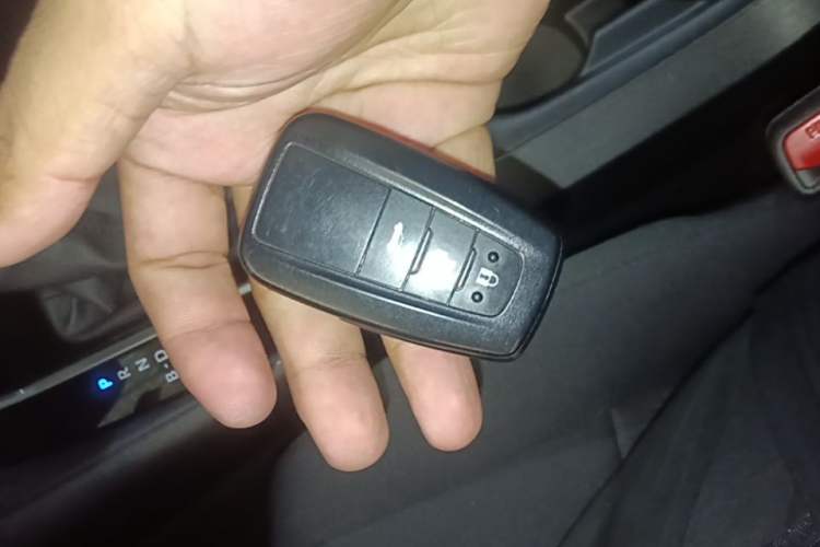 Used Toyota Corolla 2022 Dual-Motor 1.8L E-CVT Pioneer Edition Vehicle Key