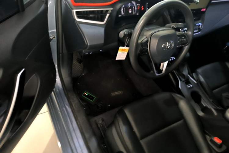 Used Toyota Corolla 2023 1.8L Smart Electric Hybrid Dual-Motor Pioneer Edition Driver Seat