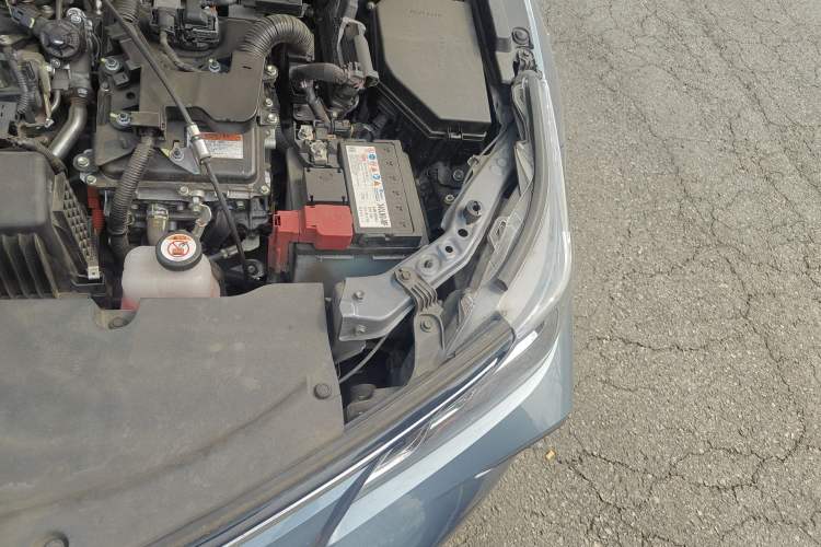Used Toyota Corolla 2023 1.8L Smart Electric Hybrid Dual-Motor Pioneer Edition Engine Bay Left