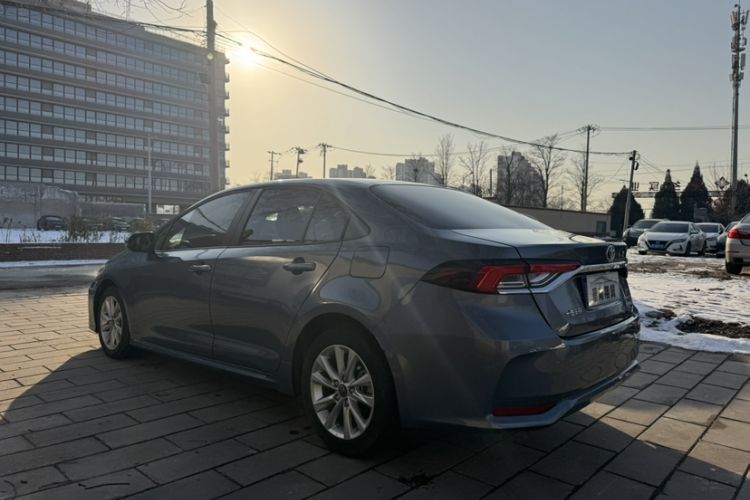 Used Toyota Corolla 2023 1.8L Smart Electric Hybrid Dual-Motor Elite Edition Exterior 3