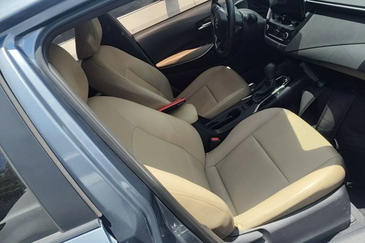 Used Toyota Corolla 2023 1.8L Smart Electric Hybrid Dual-Motor Pioneer Edition Right Front Seat