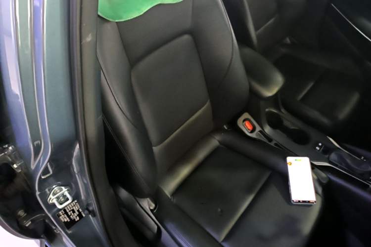 Used Toyota Corolla 2023 1.8L Smart Electric Hybrid Dual-Motor Pioneer Edition Right Front Seat