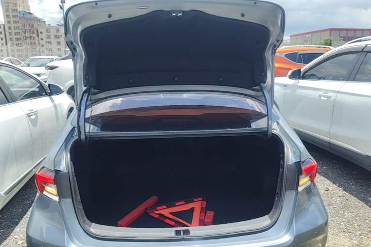 Used Toyota Corolla 2023 1.8L Smart Electric Hybrid Dual-Motor Pioneer Edition Trunk