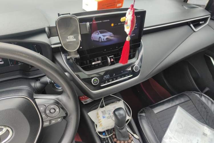 Used Toyota Corolla 2023 1.8L Smart Electric Hybrid Dual-Motor Elite Edition Audio And AC Panel