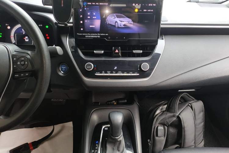 Used Toyota Corolla 2023 1.8L Smart Electric Hybrid Dual-Motor Elite Edition Audio And AC Panel
